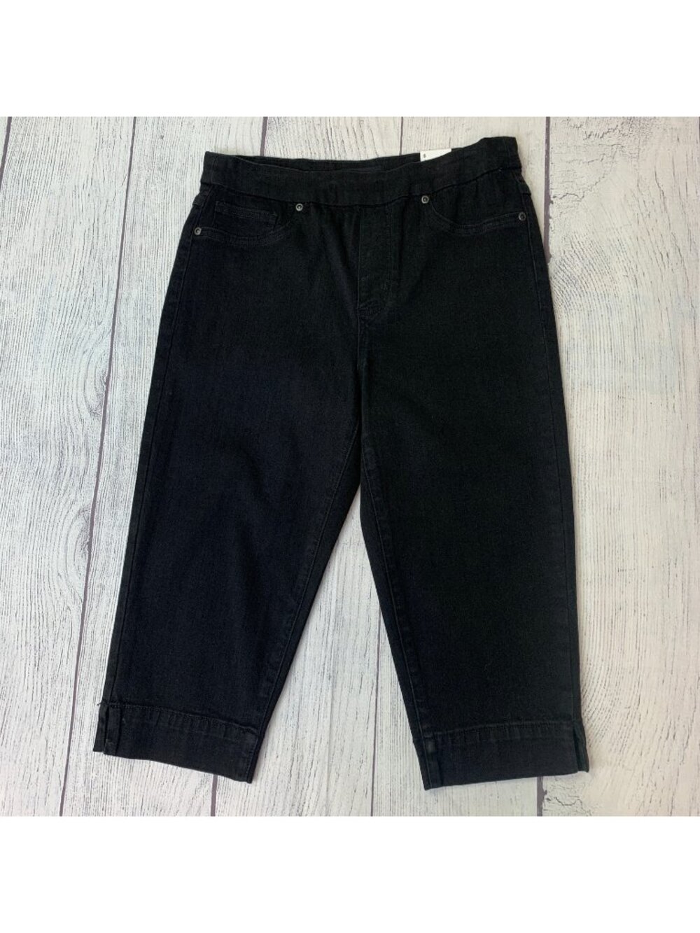 Tribal Jeans sz 6 Audrey Mid Rise Black Stretch Pull on Capri Slim New